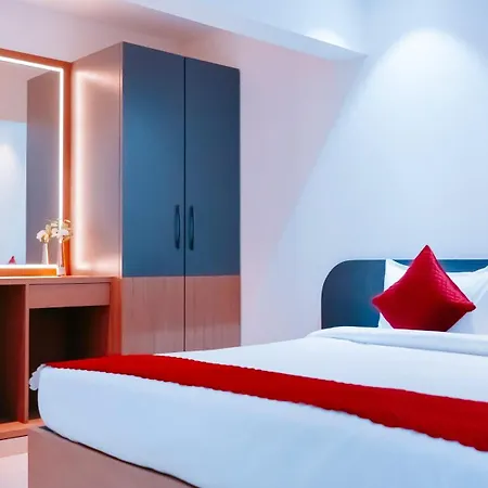 Hotel Hsquare Andheri West 3*