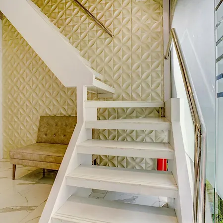 Via Ashoka Hotel 3*