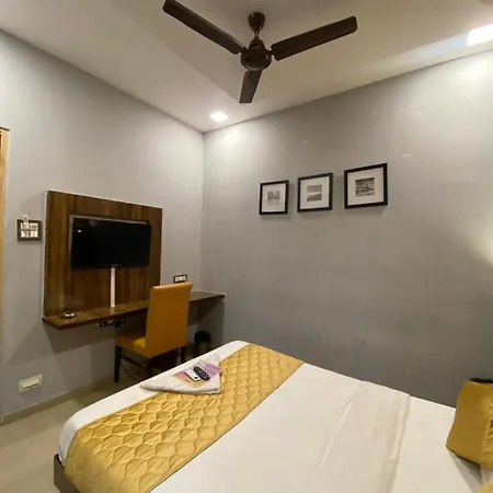 Hotel Blue Wellington - Near Airport 3*