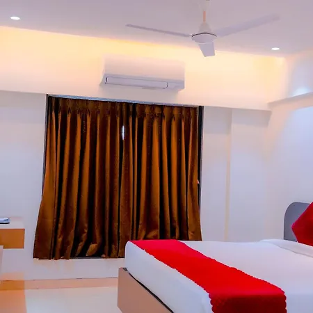 Hsquare Andheri West 3*