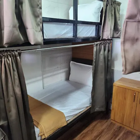 Capsule hotel Galaxy And *