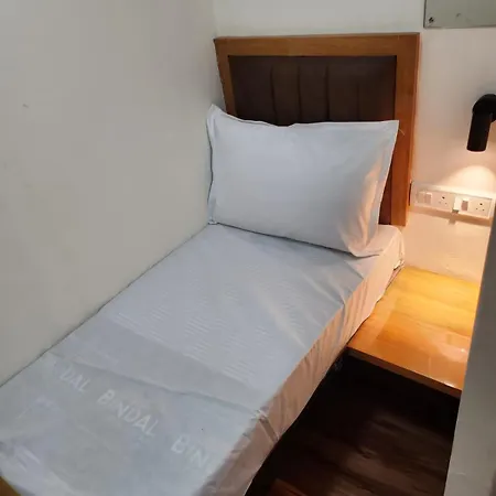Capsule hotel Galaxy And Mumbai