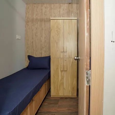 Zest 1054-andheri West Hostel Mumbai