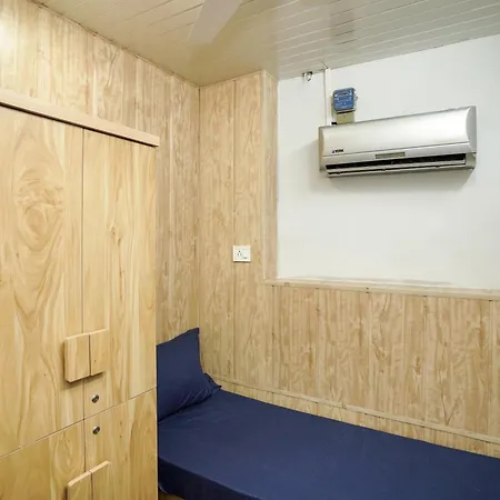 Hostel Zest 1054-andheri West *