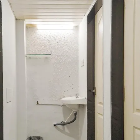 Hostel Zest 1054-andheri West Mumbai