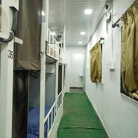 Hostel Zest 1054-andheri West