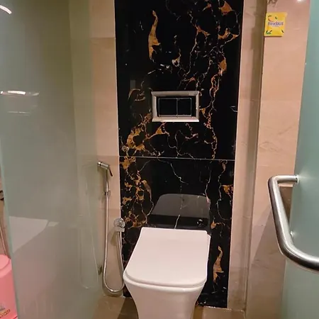 Hotel Grand Dyad - Near Kokilaben Hospital Andheri West 3*