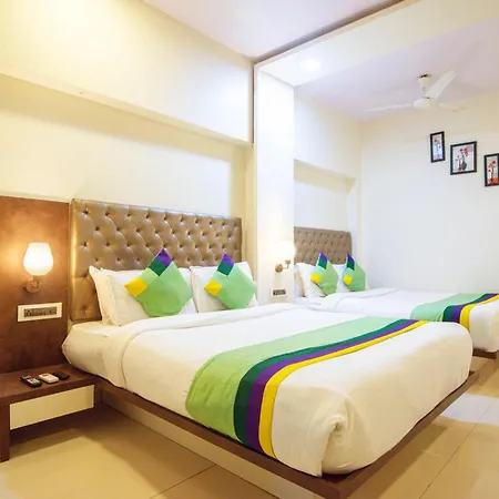 Treebo Blue Moon Powai 3*