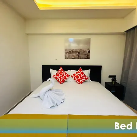 Apartment 2bhk Service In Bkc By Florastays
