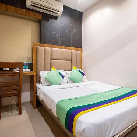 Treebo Amber Imperial Hotel 3*