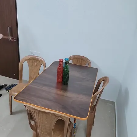 Neesaan Coliving Hostel *