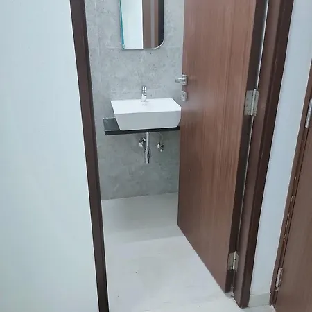 Hostel Neesaan Coliving *