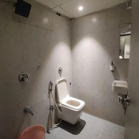 Hotel New Prince Palace 3*