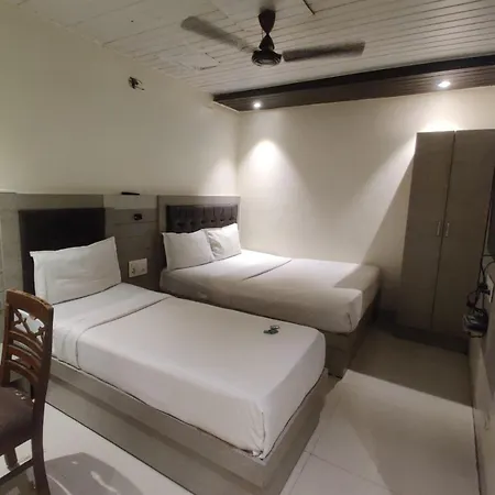 New Prince Palace 3* Mumbai