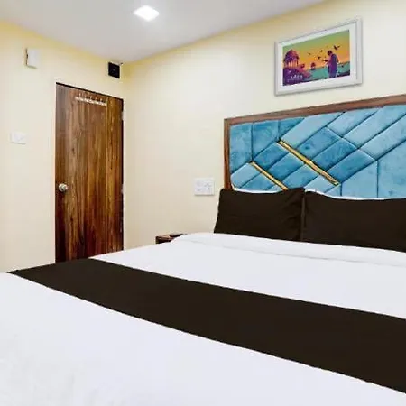 Aai Om Residency Hotel