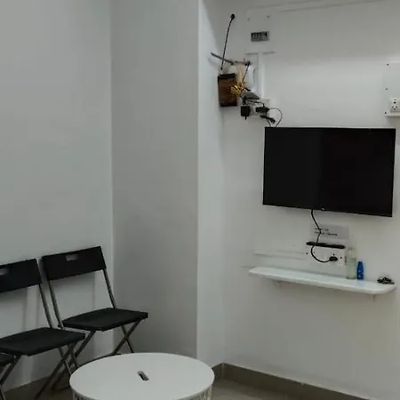 Apartment 1br In Lower Parel