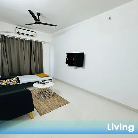 1br Service In Parel By Florastay *