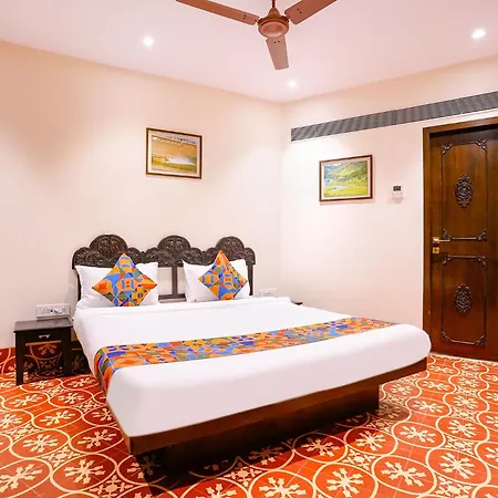 Fabhotel Corporate Jb Nagar - Nr Airport
