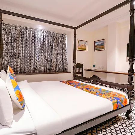 Fabhotel Corporate Jb Nagar - Nr Airport Hotel *