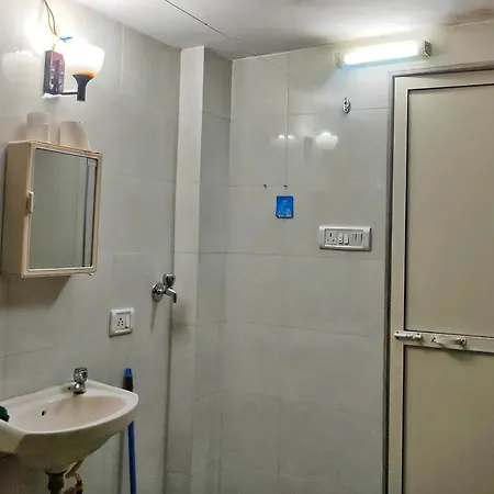 Ivory Room, Ac, Smart Tv, Ensuite, Independent * Mumbai