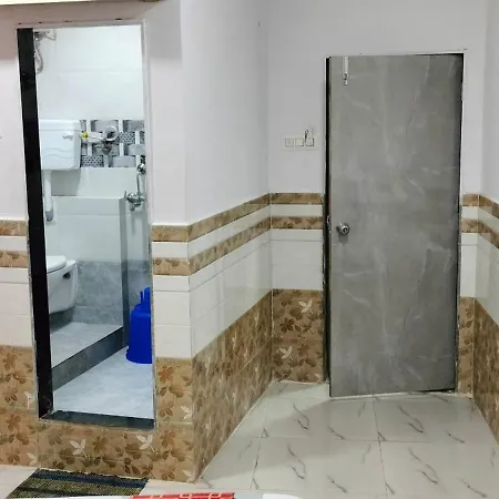 Maha Residency Hotel 4*