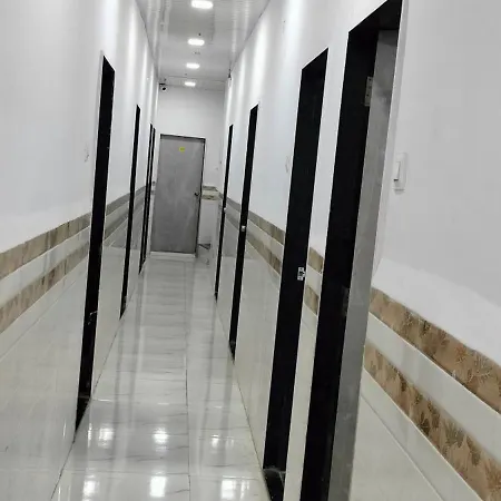 Maha Residency Hotel 4*