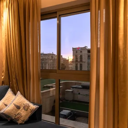 Apartment Graceful, Vivid 1bhk In Hiranandani Powai