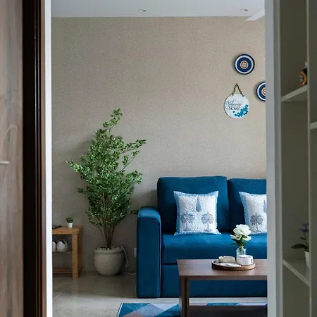 Graceful, Vivid 1bhk In Hiranandani Powai Apartment *