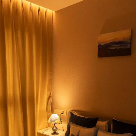 Graceful, Vivid 1bhk In Hiranandani Powai