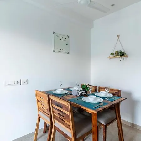 Graceful, Vivid 1bhk In Hiranandani Powai Apartment *