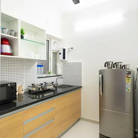 Skyline View 2bhk Near Oberoi Mall & Nesco * Mumbai