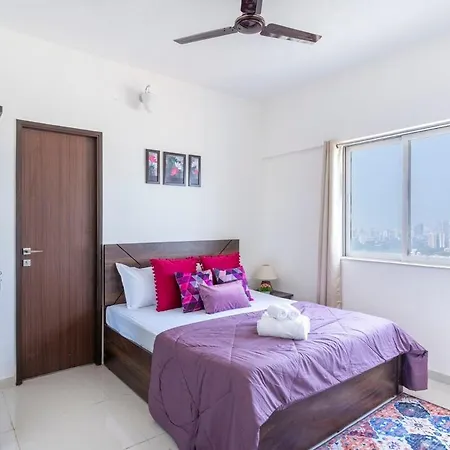 Skyline View 2bhk Near Oberoi Mall & Nesco * Mumbai