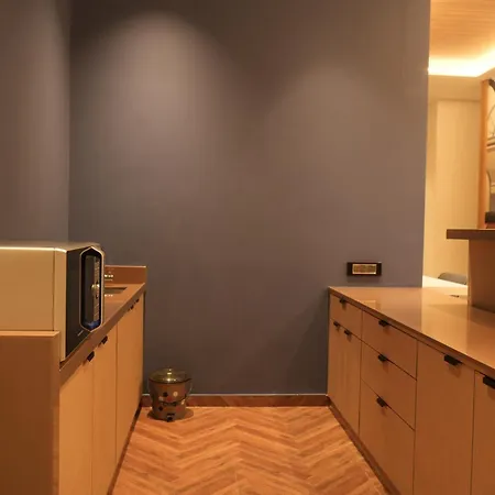 Capsule hotel Dg Pods