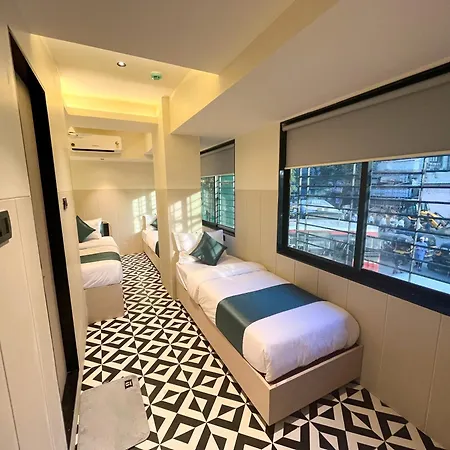 Bandra Hotel 3*