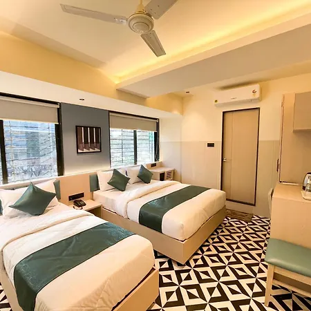 Bandra 3*