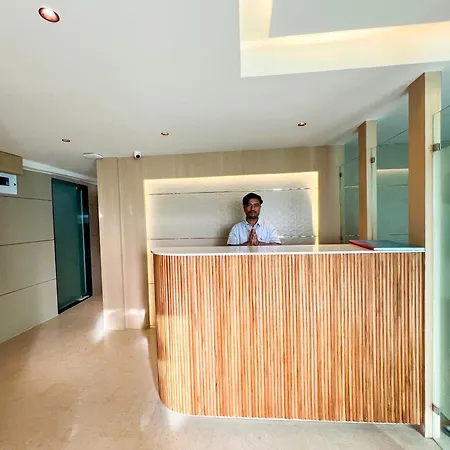 Bandra Hotel 3*