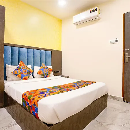 Hotel Via Priceless