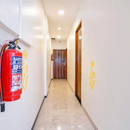 Via Priceless Hotel