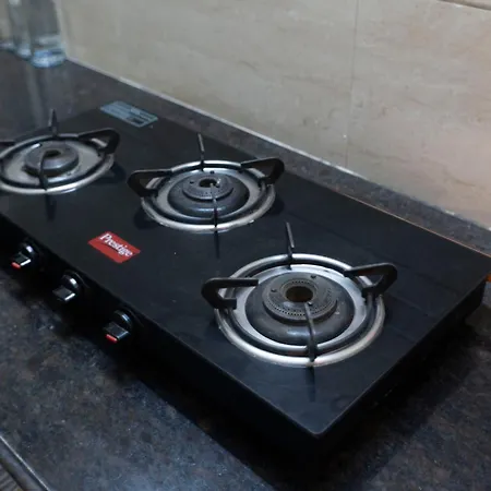 Apartment Spacious, Stylish, Upper Floor 3bhk Near Bkc *