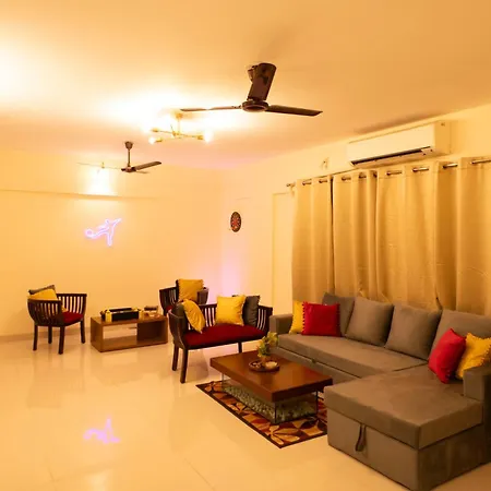 Spacious, Stylish, Upper Floor 3bhk Near Bkc Mumbai