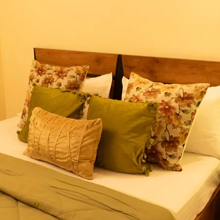 Spacious, Stylish, Upper Floor 3bhk Near Bkc *