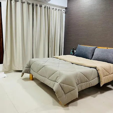 Homestay Luxe-bnb Near Airport
