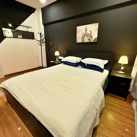 Elite 2 - Premium 2bhk - Lokhandwala Andheri Apartment *