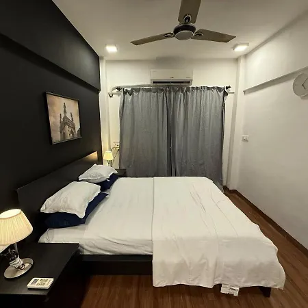 Elite 2 - Premium 2bhk - Lokhandwala Andheri Apartment