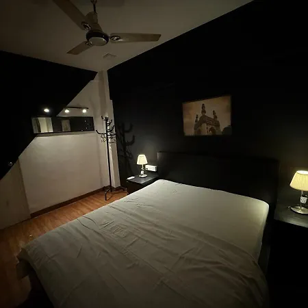 Apartment Elite 2 - Premium 2bhk - Lokhandwala Andheri *