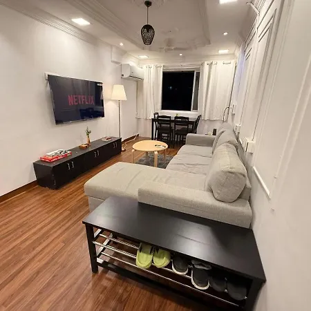 Elite 2 - Premium 2bhk - Lokhandwala Andheri Apartment Mumbai