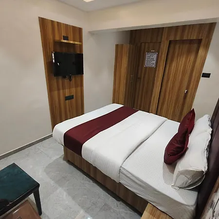 Golden Tree Hotel Mumbai