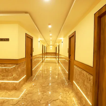 Hotel Bkc Minerva, Near Us Consulate