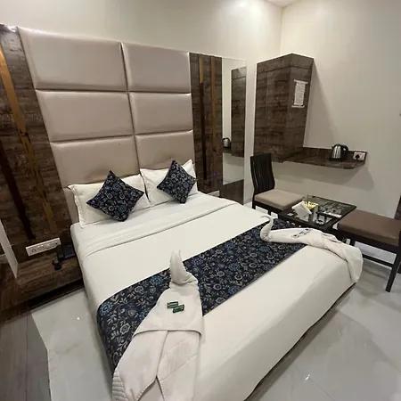 Hotel Magnet T-2 Mumbai
