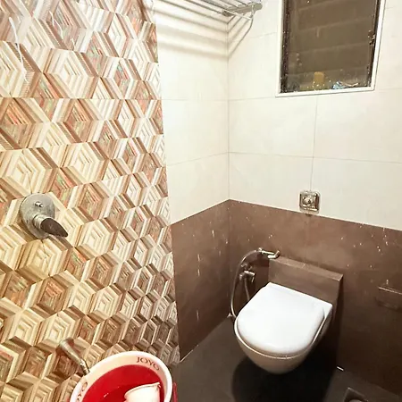 Capsule hotel O C E A N T-2 Mumbai